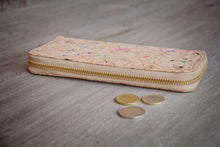 Laden des Bilds im Galerie-Viewer, Kork Portemonnaie / Brieftasche mit Farb-Akzenten