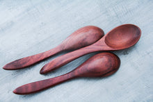 Laden des Bilds im Galerie-Viewer, 3er Holzlöffel-Set handmade aus Akazienholz in braun