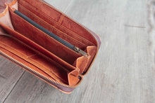 Laden des Bilds im Galerie-Viewer, Portemonnaie / Brieftasche aus recycelten Blättern