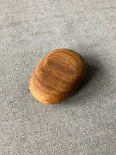 Laden des Bilds im Galerie-Viewer, Design Kühlschrank-Magnet , Tafelmagnet aus Holz, 3er-Set