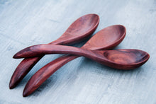 Laden des Bilds im Galerie-Viewer, 3er Holzlöffel-Set handmade aus Akazienholz in braun