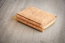 Load image into Gallery viewer, Cork purse / wallet