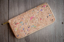 Laden des Bilds im Galerie-Viewer, Kork Portemonnaie / Brieftasche mit Farb-Akzenten
