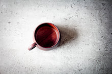 Laden des Bilds im Galerie-Viewer, Minimalist arrangement: dark acacia cup sits on matching saucer