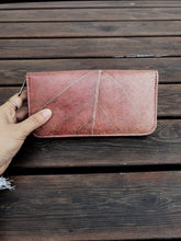 Load image into Gallery viewer, Wallet/Purse made from recycled leaves, sustainable vegan wallet with zipper in brown - vegan & eco-friendly