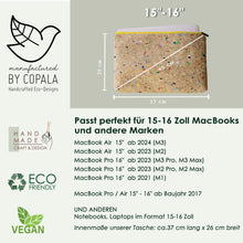 Charger l'image dans la galerie, Laptop-Hülle 15 - 16 " Zoll aus Kork mit Farb-Akzenten