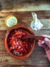 Laden des Bilds im Galerie-Viewer, 3er Holzlöffel-Set handmade aus Akazienholz in braun