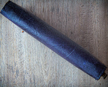 Ladda upp bild till gallerivisning, Portemonnaie / Brieftasche aus recycelten Blättern lila/blau