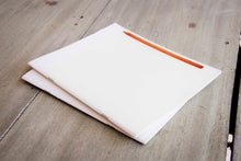 Laden des Bilds im Galerie-Viewer, Schreibheft mit Stiftmotiv, handmade und vegan