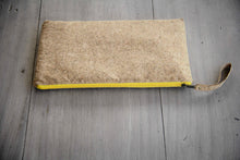 Laden des Bilds im Galerie-Viewer, Design Laptophülle aus Kork