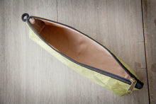 Ladda upp bild till gallerivisning, Kulturtasche mit Zipper