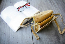 Laden des Bilds im Galerie-Viewer, Design Kork Handtasche