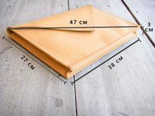 Load image into Gallery viewer, Laptop sleeve 15&quot; - 16&quot; inch made of kraft paper with magnetic closure
