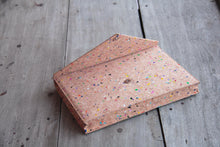 Load image into Gallery viewer, Padded 15–16" Cork Laptop Sleeve – Sustainable Vegan Case, Magnetic Closure, Water-Repellent Bag for MacBook Air/Pro, color accents
