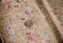 Charger l&#39;image dans la galerie, Kork Portemonnaie / Brieftasche mit Farb-Akzenten
