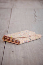 Laden des Bilds im Galerie-Viewer, Kork Portemonnaie / Brieftasche mit Farb-Akzenten
