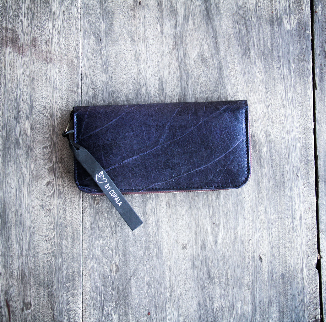 Monedero/billetera hecha con hojas recicladas