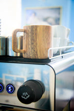 Laden des Bilds im Galerie-Viewer, Becher aus dunklem Akazien Holz, Kaffeetasse
