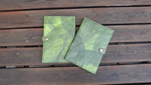 Charger et lire la vidéo dans la visionneuse de la Galerie, Notizbuch A5 unliniert, Nachhaltiges Journal aus echten Blättern, Tagebuch Blanko, Eco Friendly Sketchbook in grün, Geschenk für Sie &amp; Ihn
