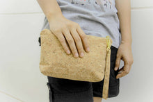 Charger l&#39;image dans la galerie, Design Korktasche
