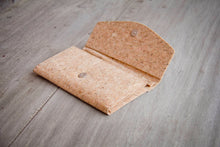 Afbeelding in Gallery-weergave laden, Design Tasche aus Kork
